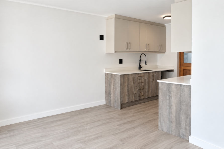 To Let 1 Bedroom Property for Rent in Vredehoek Western Cape